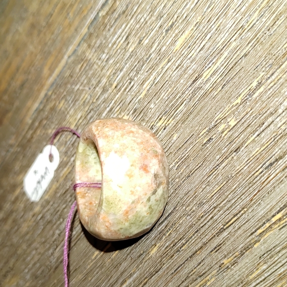 Russian Unakaite ring - Picture 4 of 9